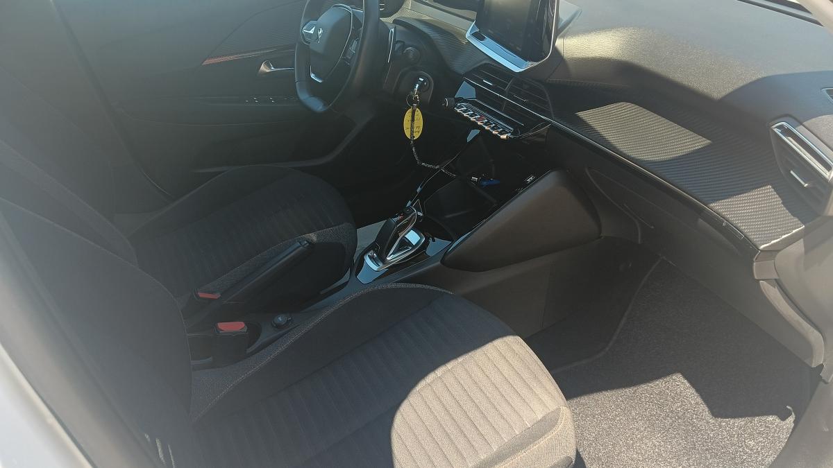 Peugeot 208 1.2 PureTech 100cv EAT8 5 porte Active Pack